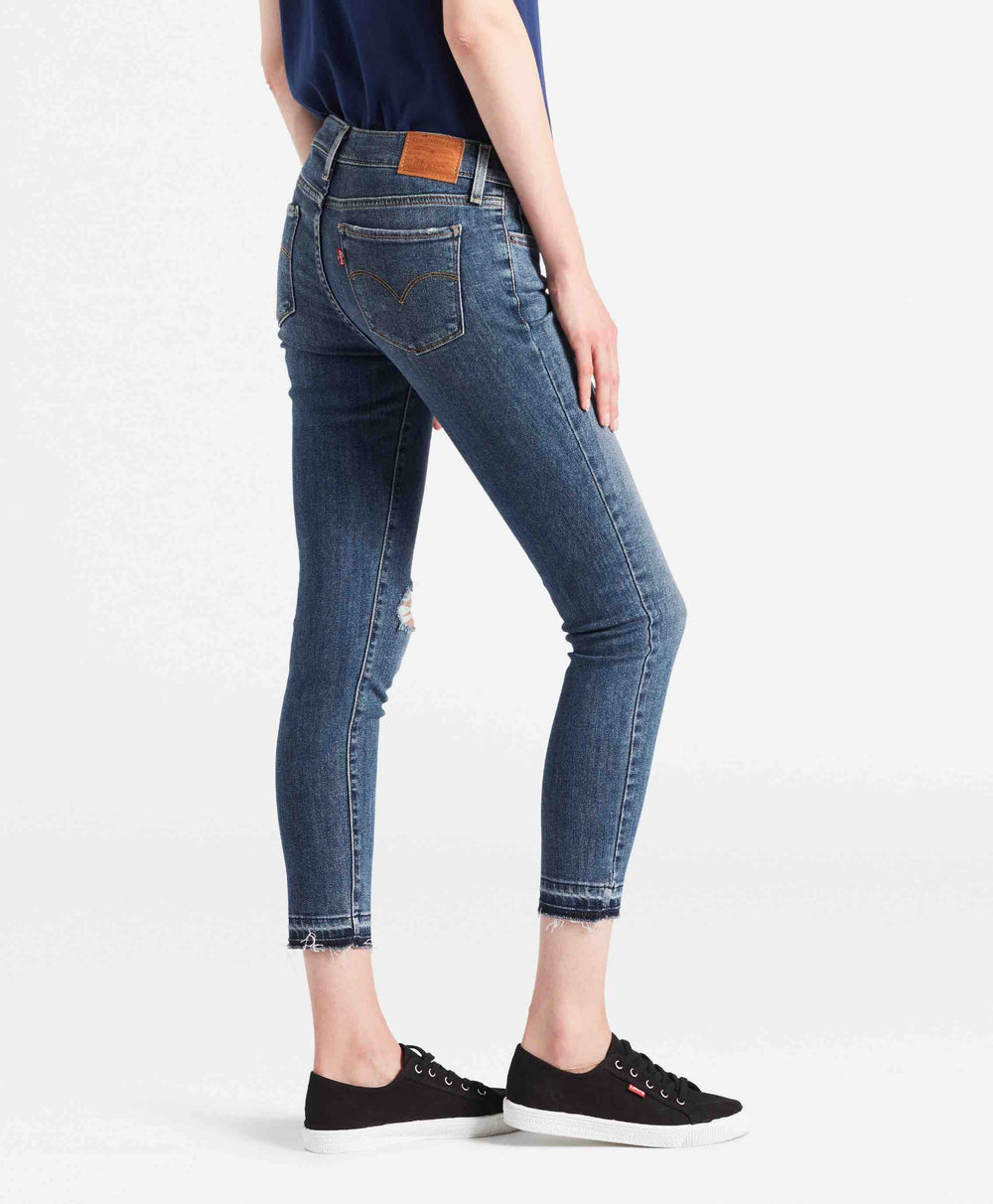 711 Skinny Ankle Jeans