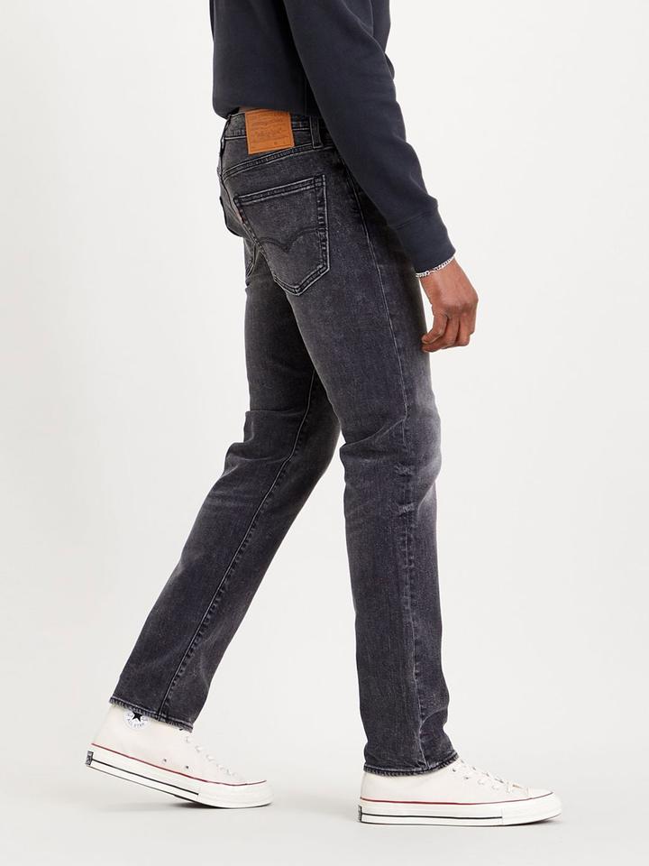 502 Regular Tapered Fit Jeans